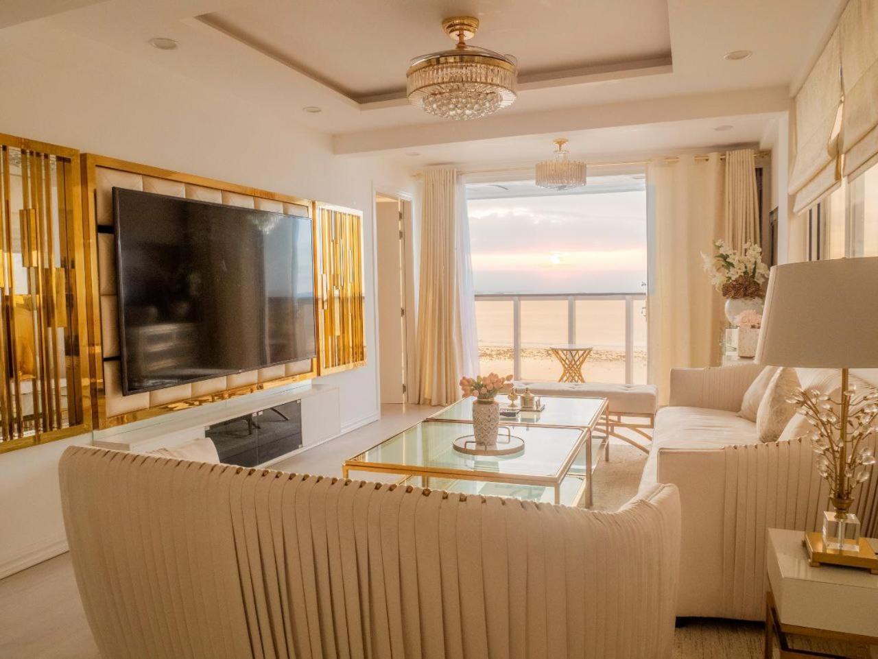 Beachfront Seaview Apartment Male Exterior foto
