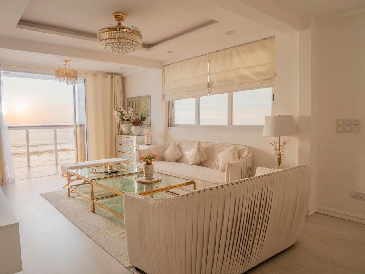Beachfront Seaview Apartment Male Exterior foto